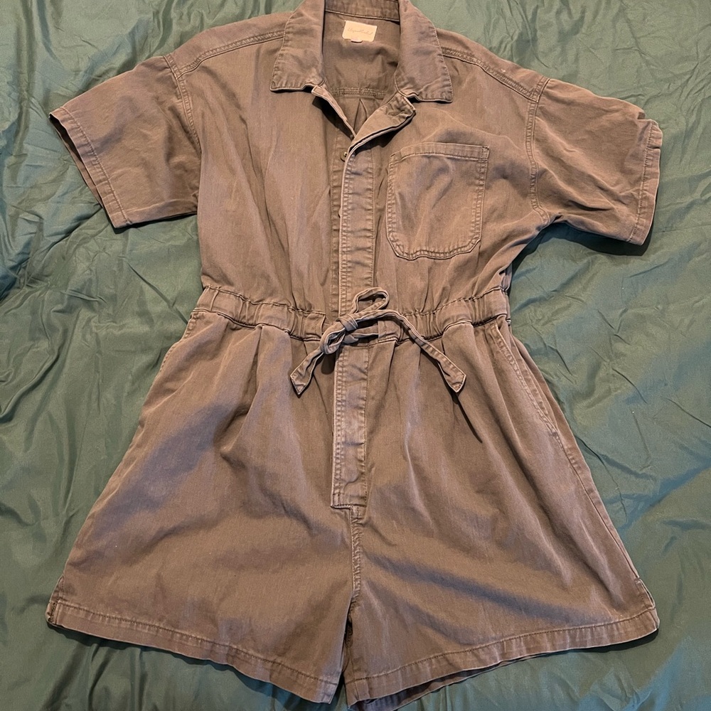 Unpublished Short Sleeve Romper Olive Green Elastic Waist‎ Buttons Pockets